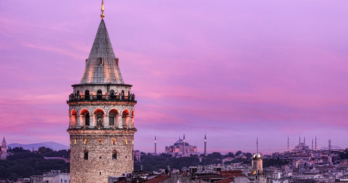İstanbul’un Simgesi: Galata Kulesi Ve Efsanelerle Dolu Tarihi