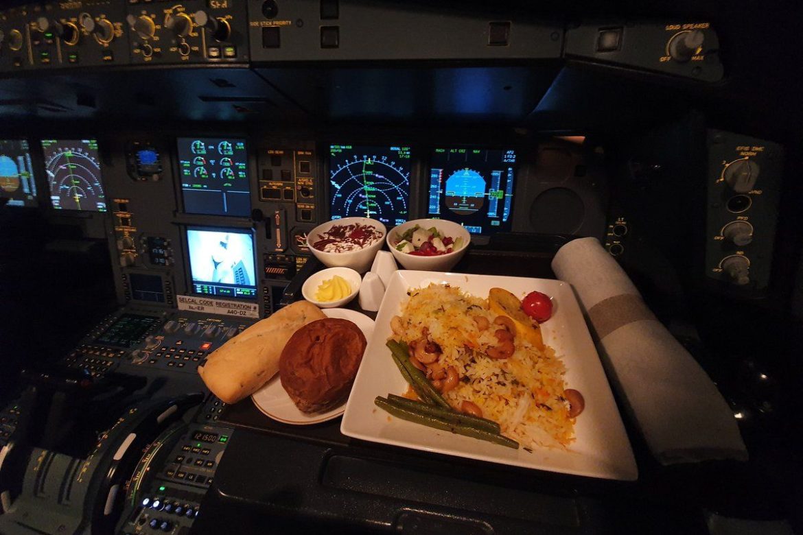 Pilotlar Neden Beraber Ve Aynı Yemekten Yemezler?